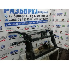 Передняя панель Volkswagen Golf 5 1K0805588A