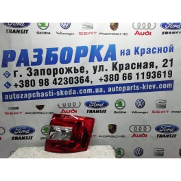 Фонарь задний левый Skoda Octavia A7 LED combi 5E9945095B