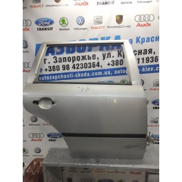 Дверь задняя правая Skoda Octavia Tour  1U4833052