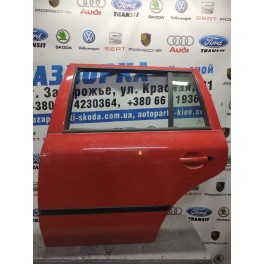 Дверь задняя левая универсал Skoda Octavia Tour 1U9833051