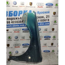 Крыло переднее левое Skoda Octavia Tour  1U0821105B